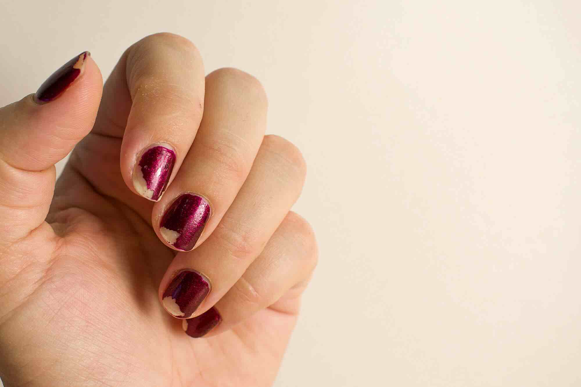 beschadigde nagellak