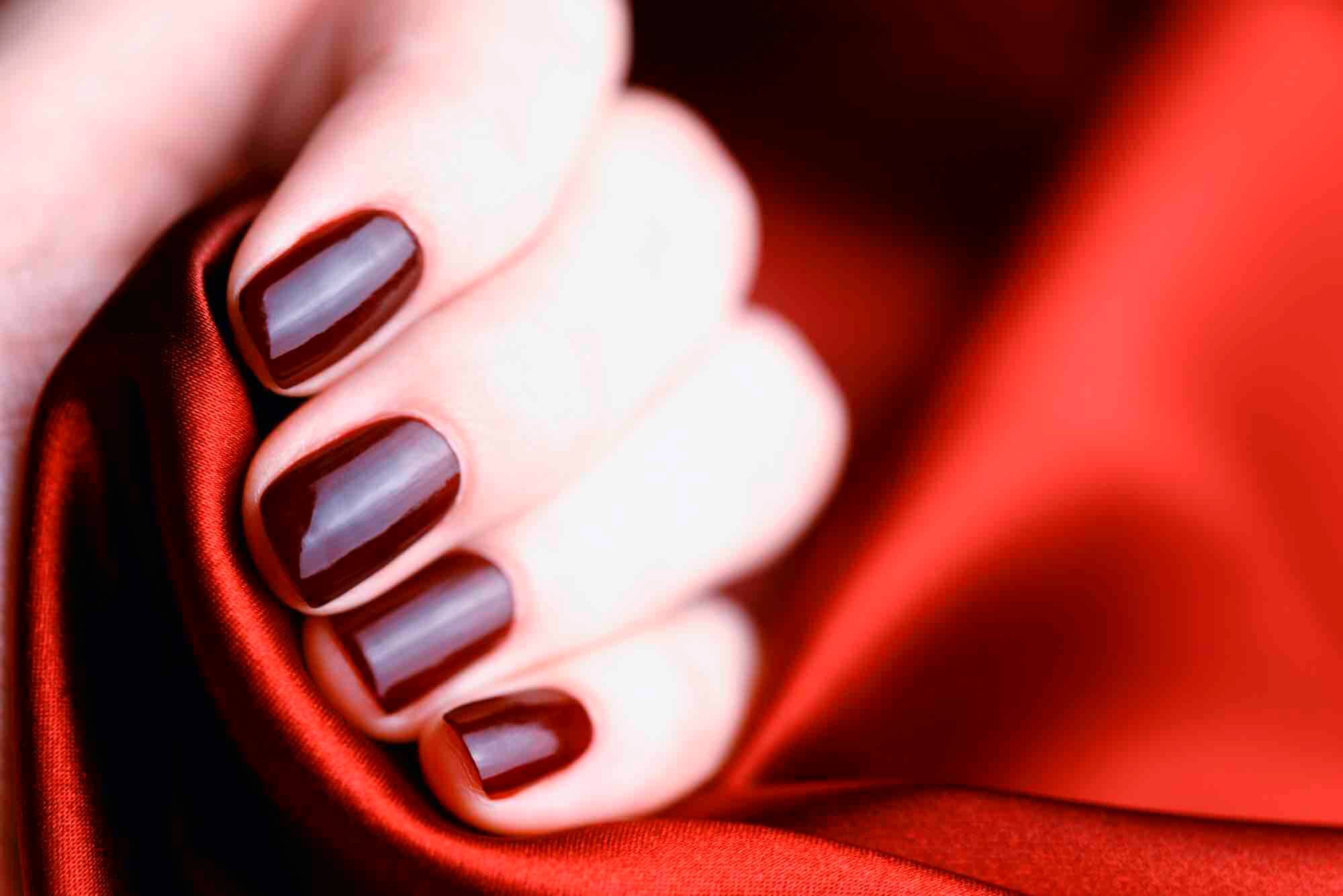 bordeaux nagels