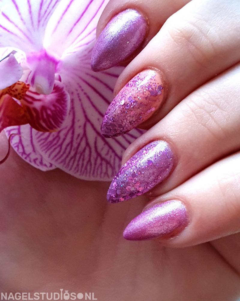 Nail Unique
