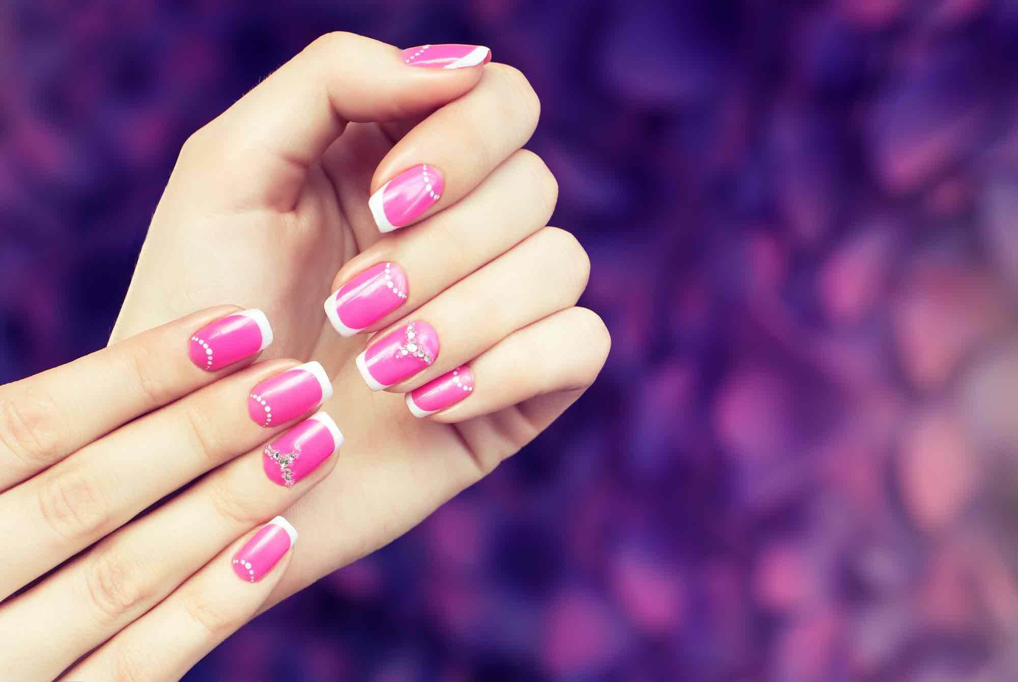 Reverse French manicure white tip